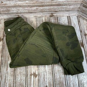 SEVEN SOULS Unisex Youth M 10/12 Camo Camouflage Jogger Sweatpants Elastic Waist